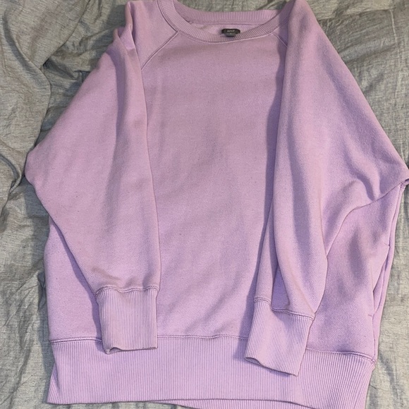 AERIE CREWNECK - Picture 1 of 1